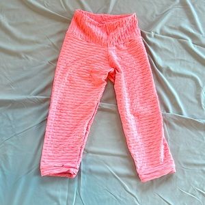 Bum bum bacana capri leggings. Size 6.